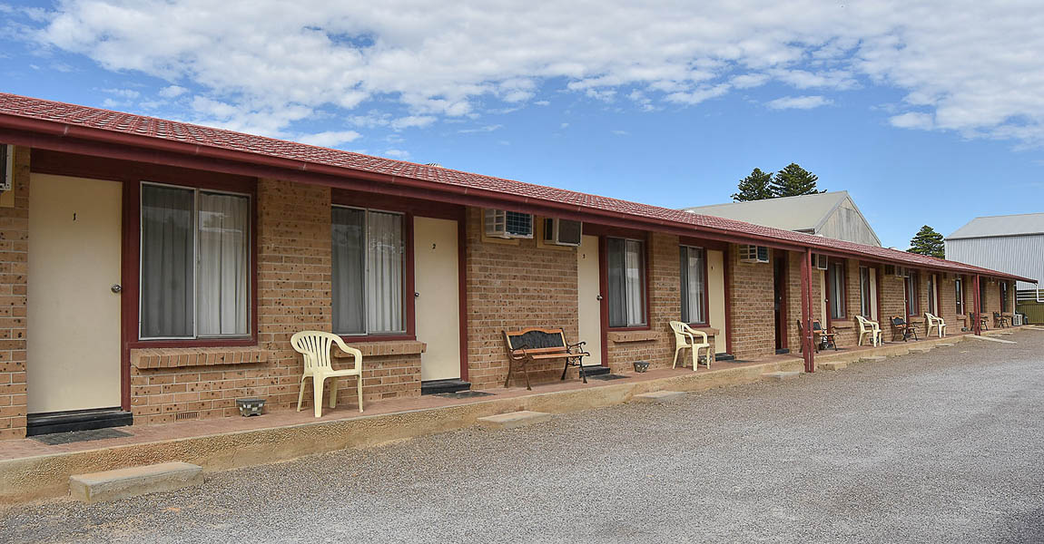 Ardrossan Hotel Motel, Ardrossan Photo