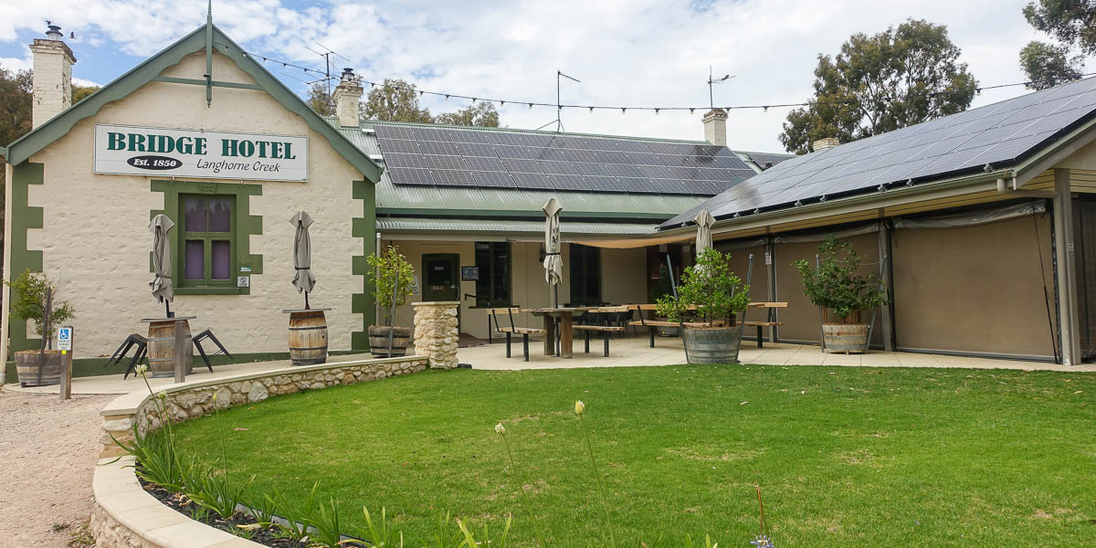 Bridge Hotel Langhorne Creek SA Photo