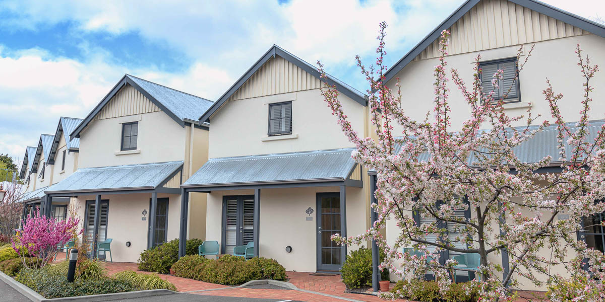 The Manna Motel, The Hahndorf Motor Lodge and The Haus Studio Apartments Photo