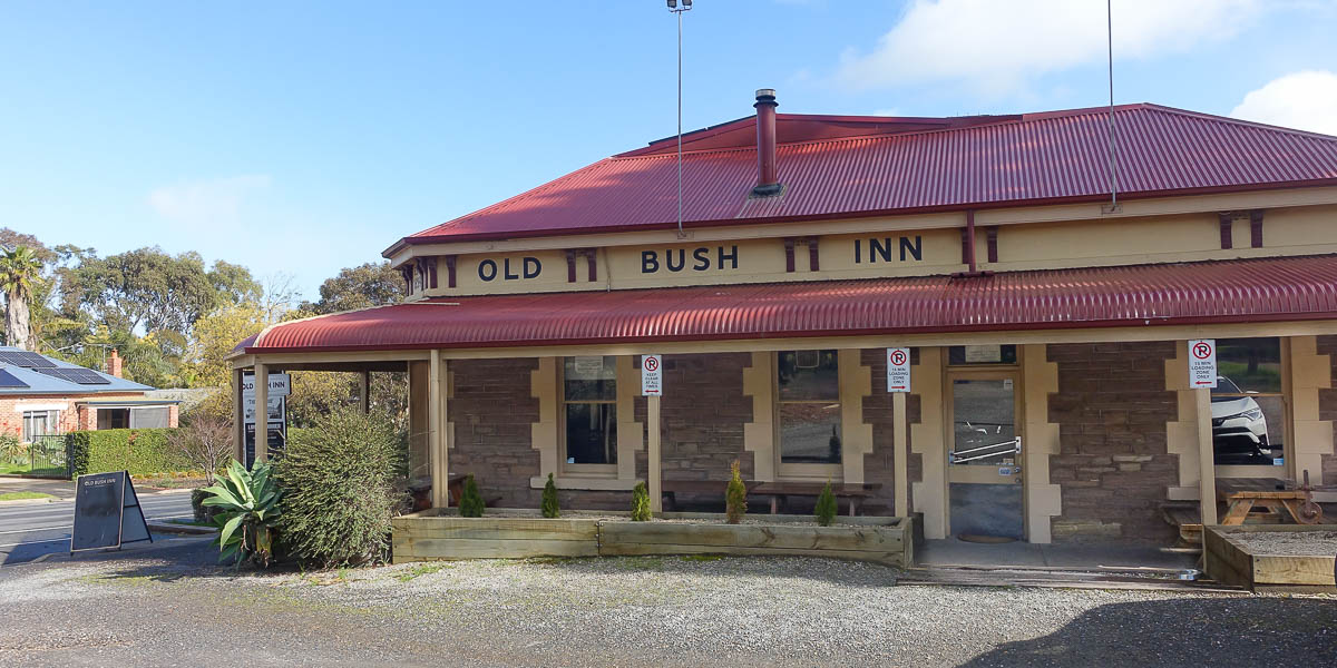 Old Bush Inn Willunga Photo