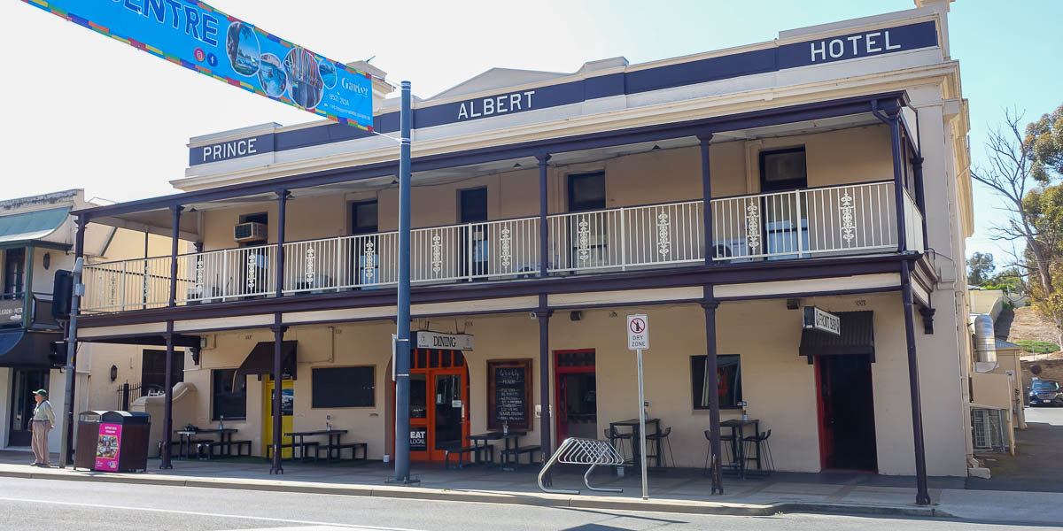 Prince Albert Hotel Gawler Photo