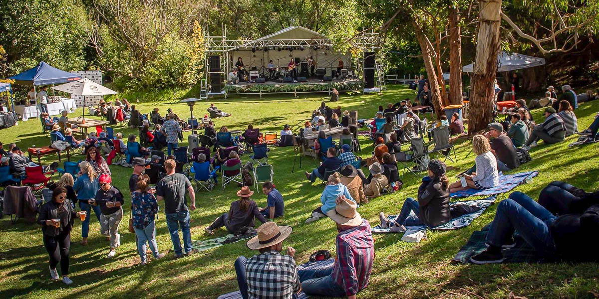 Hotels for Sale in South Australia. Freehold and Leasehold Hotels